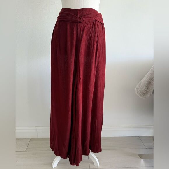 Flowy Burgundy Wide-Leg Pants - Picture 1 of 4